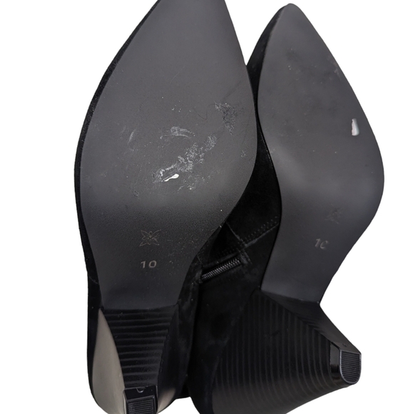 New ..BCBGeneration Cebina Black Studded Bootie..Size 10 - Picture 10 of 10